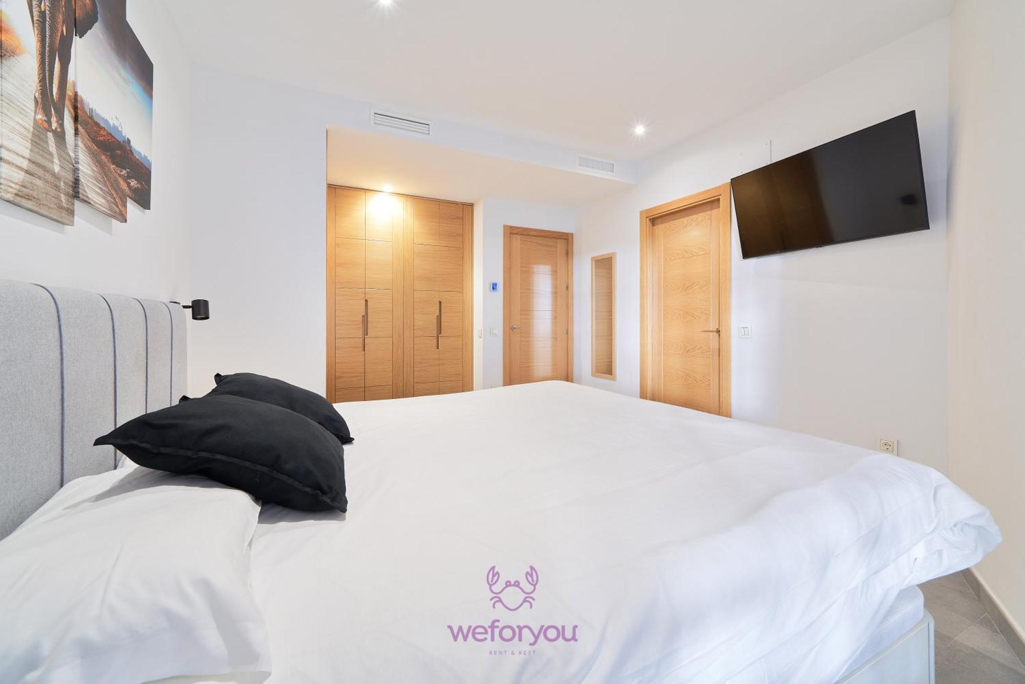 Weforyou Isla De Poniente 2 Bedrooms And Parking Беналмадена Екстериор снимка