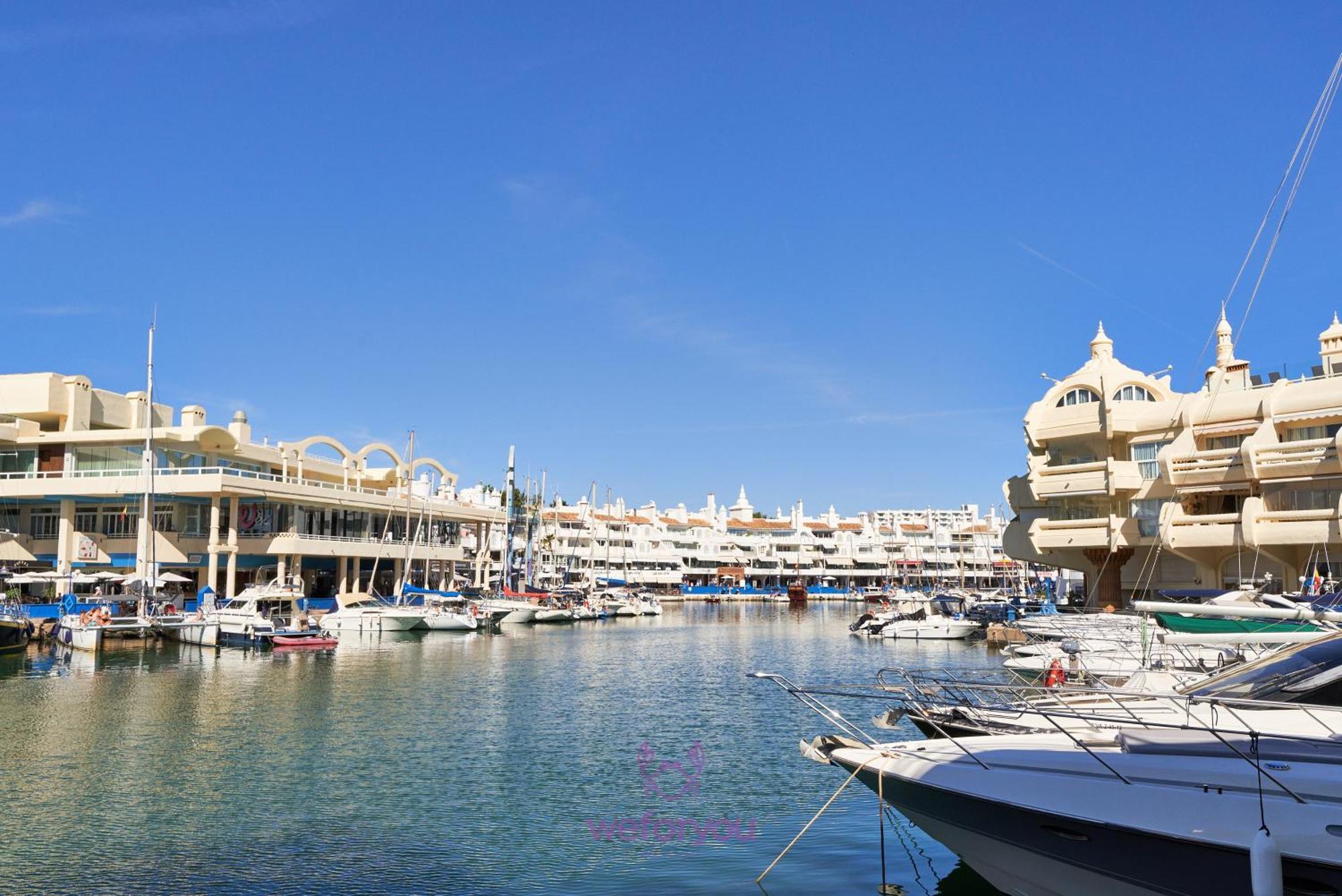 Weforyou Isla De Poniente 2 Bedrooms And Parking Беналмадена Екстериор снимка