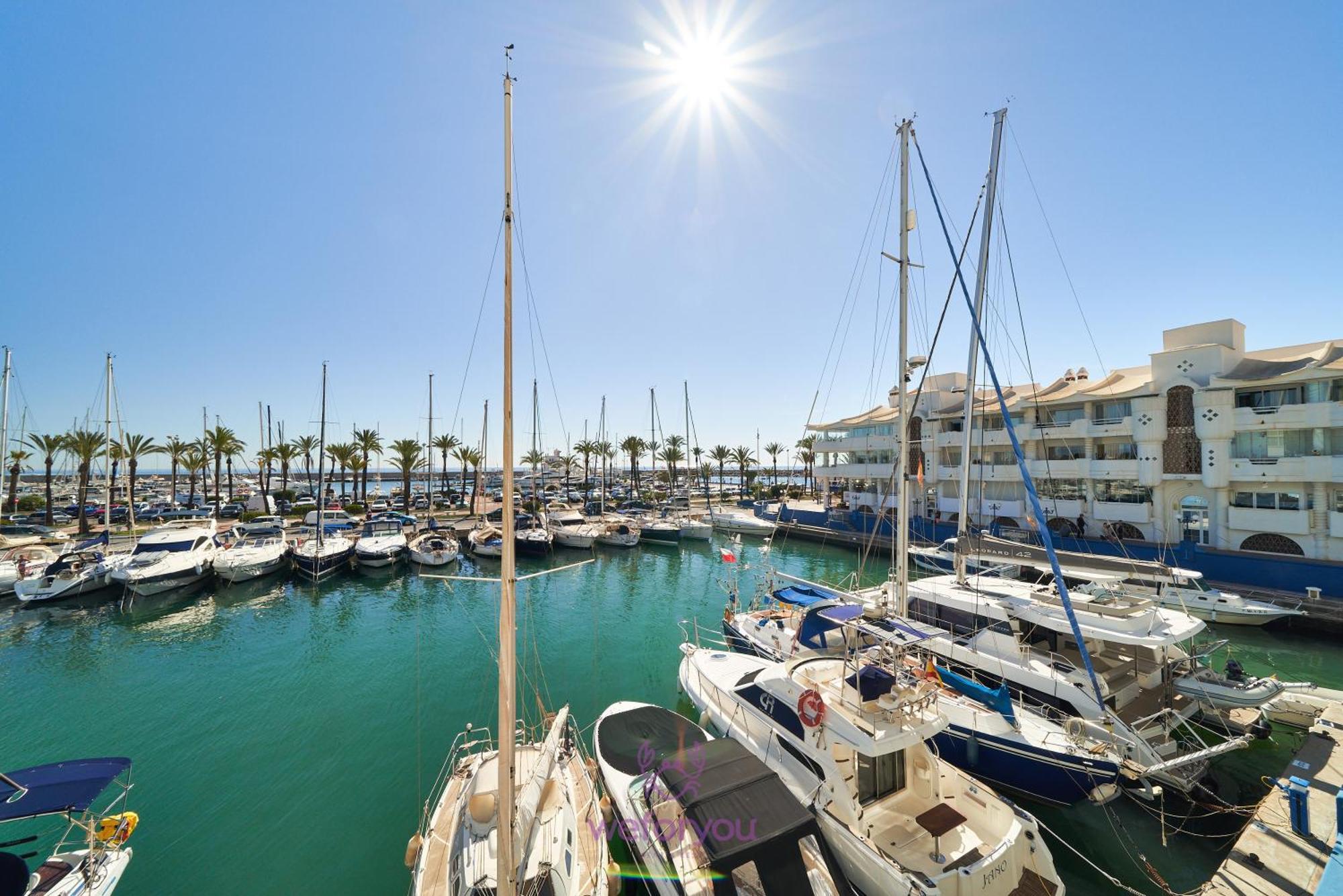 Weforyou Isla De Poniente 2 Bedrooms And Parking Беналмадена Екстериор снимка