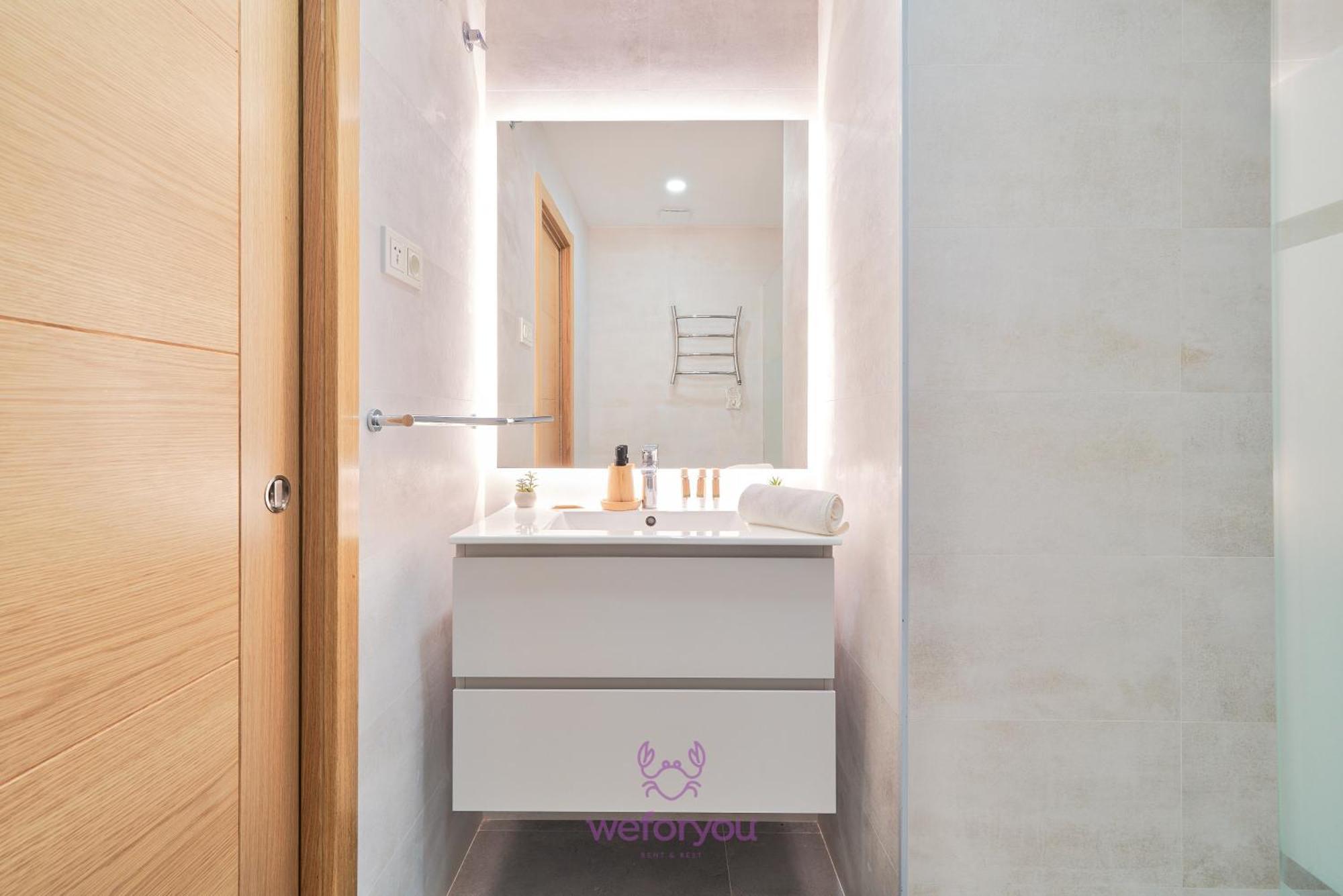 Weforyou Isla De Poniente 2 Bedrooms And Parking Беналмадена Екстериор снимка
