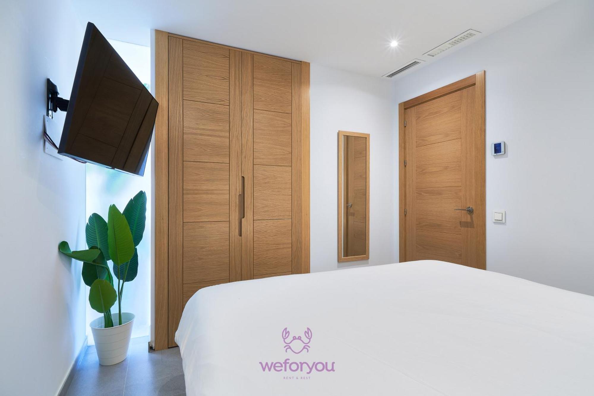 Weforyou Isla De Poniente 2 Bedrooms And Parking Беналмадена Екстериор снимка